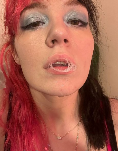 zoeybenzz onlyfans leak