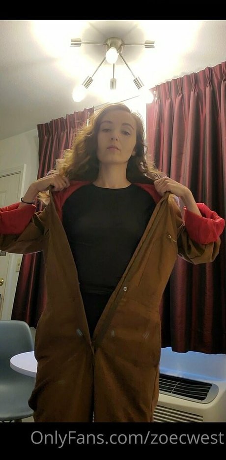 zoesfrenchpress onlyfans naked leaks