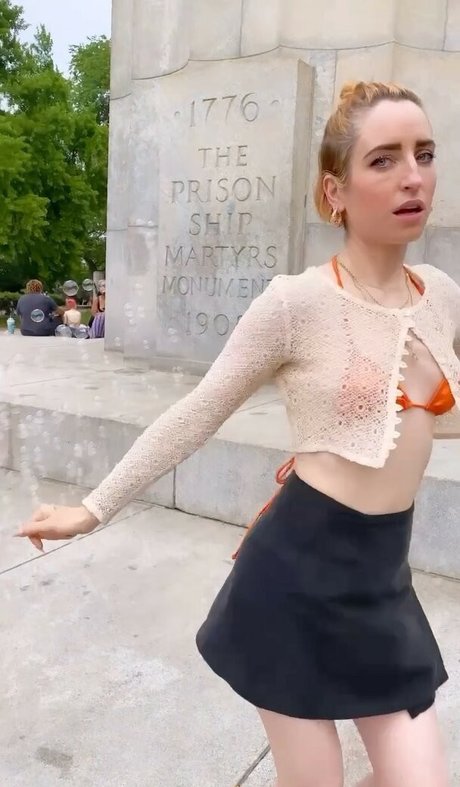 Zoe Lister Jones leaked onlyfans