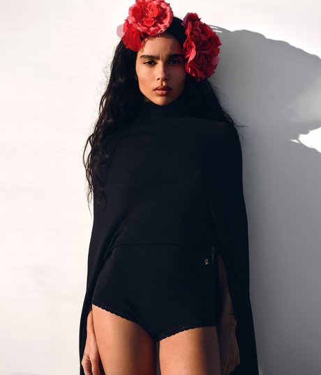 Zoe Kravitz is on onlyfans