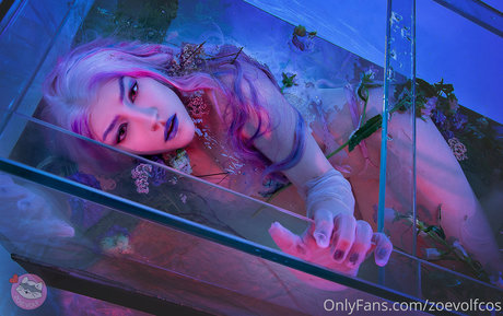 Zoe Volf boobs onlyfans