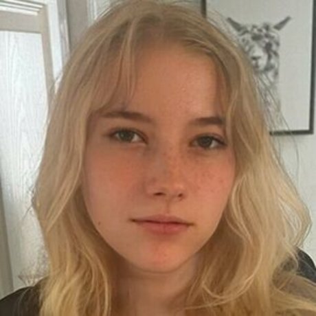 zoetheweeb onlyfans leaked free