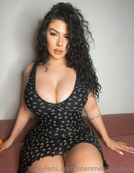 zoereneaonlyfans onlyfans photos