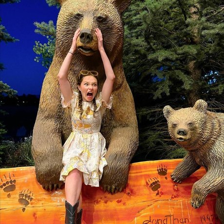 Zoe Colletti sextape onlyfans