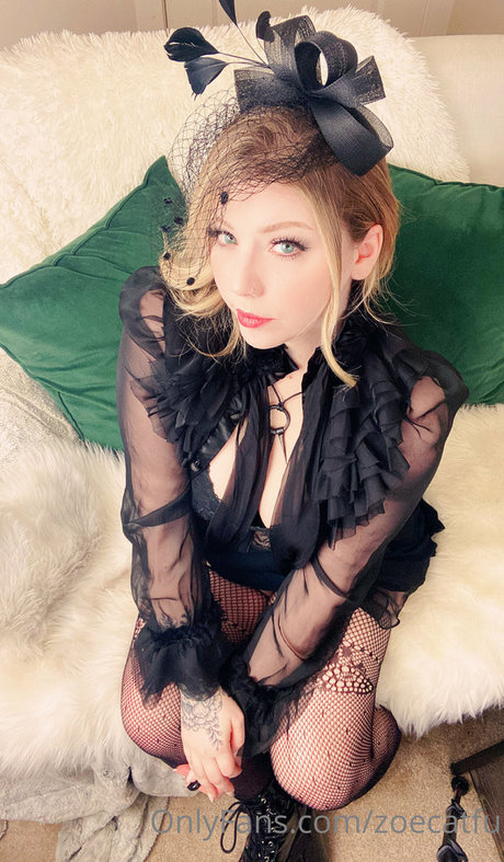 ZoeCatfu onlyfans naked