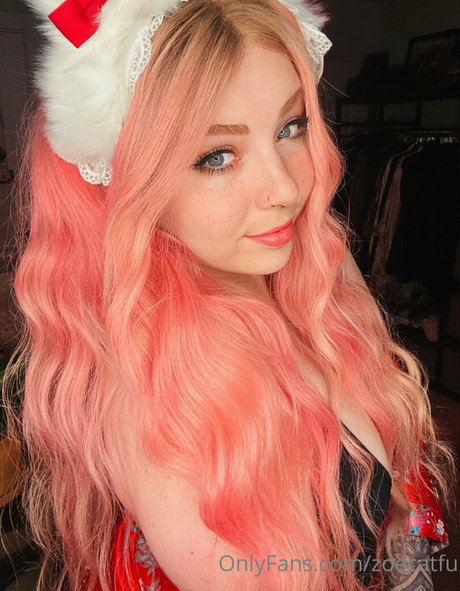 ZoeCatfu onlyfans model photo