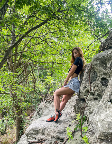 zoebytheriverfree leaked onlyfans photos