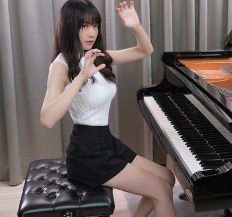 Rus Piano Profile pic