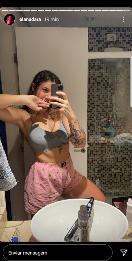 Elana Dara onlyfans leaked.