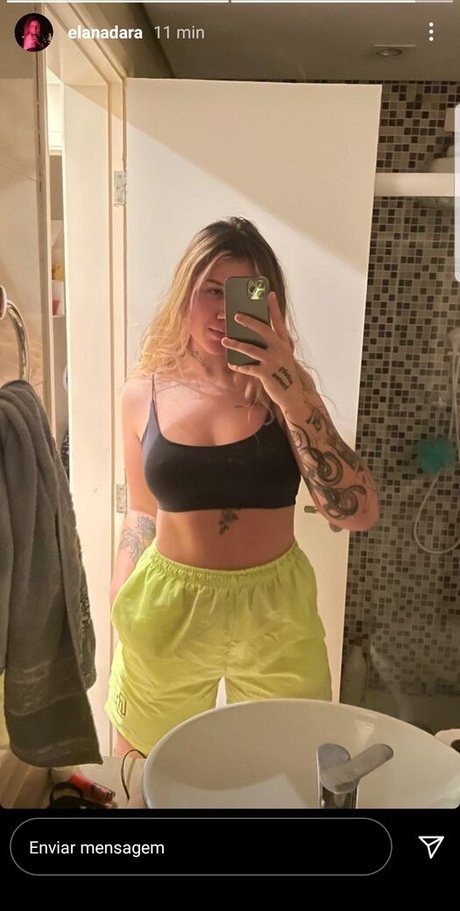 Elana Dara en onlyfans