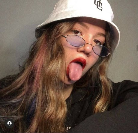 Elana Dara xxx onlyfans