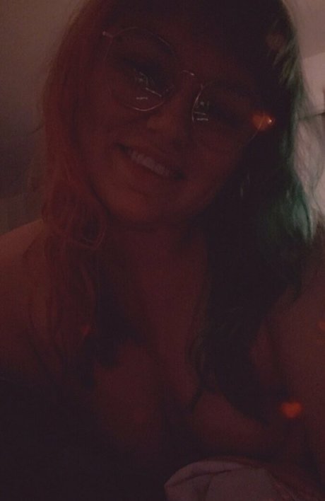 peachykeenstine22 onlyfans nide