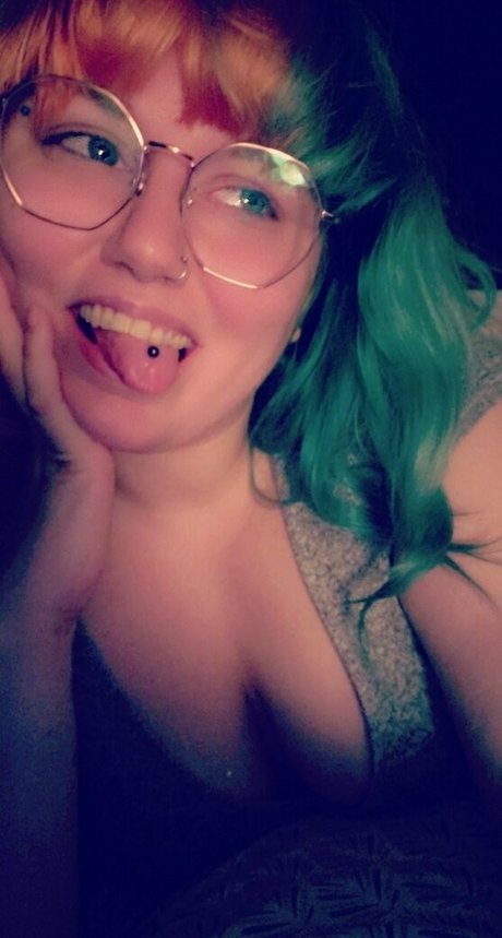 peachykeenstine22 leak onlyfans nude