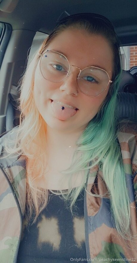 peachykeenstine22 onlyfans nudes porn
