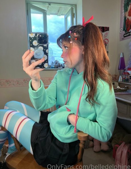 Belle Delphine onlyfans sexy