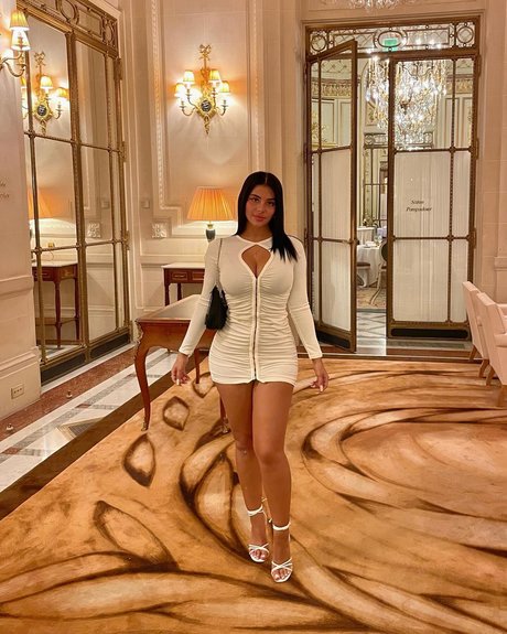 LouMrcsl onlyfans fotos