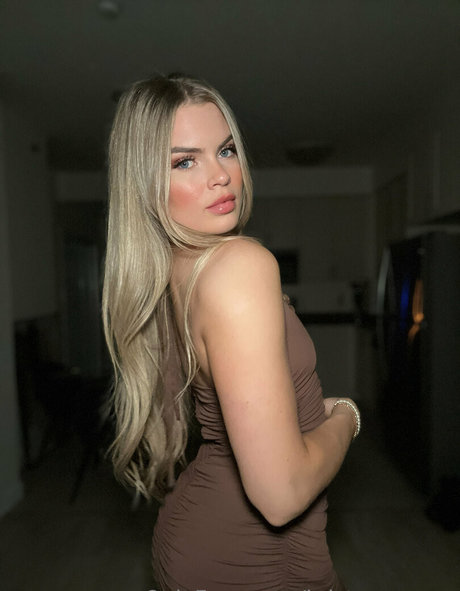 kristenconger onlyfans pics