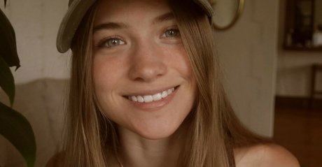 Cherie Lorraine nude onlyfans leaks