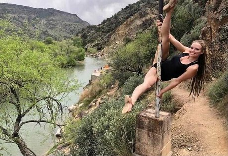 blackheartburlesque onlyfans leams