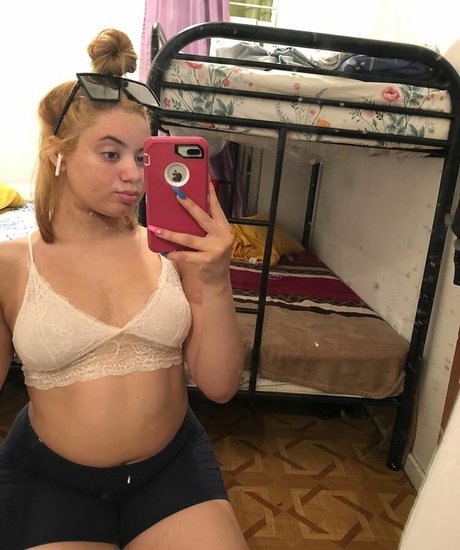 Sesy Dadoll nude onlyfans