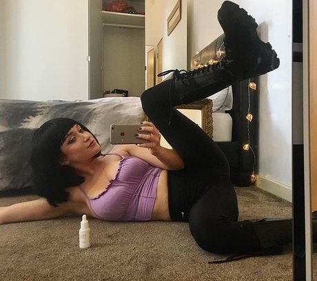 Eva O Hara onlyfans model photo