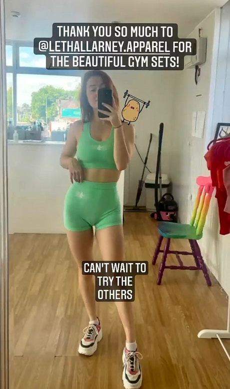 Eva O Hara onlyfans leak ass