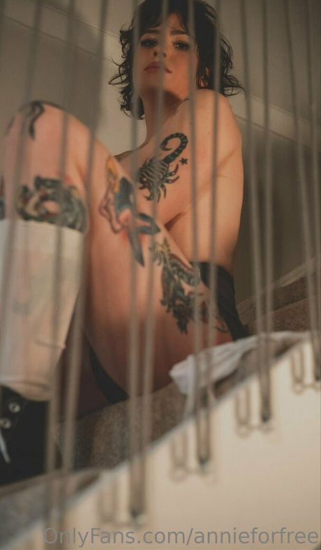 Anisa Jomha only fans leaks