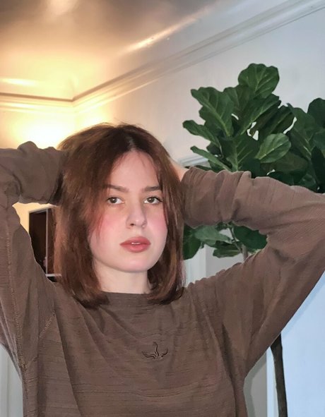 Anisa Jomha onlyfans leak free