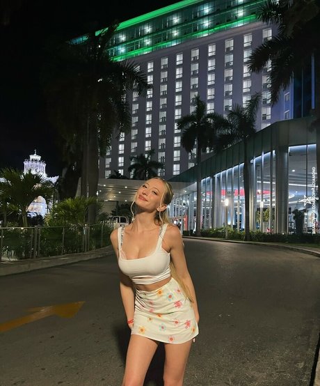 Sophia Diamond onlyfans porn
