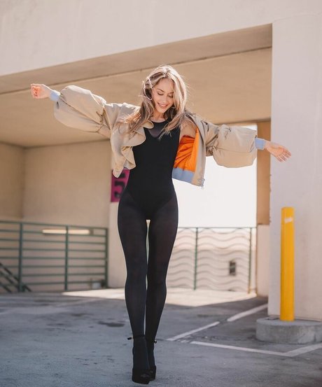 Angela Halili naked onlyfans leak