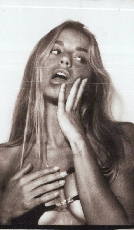 Sadie Mckenna naked onlyfans leaked