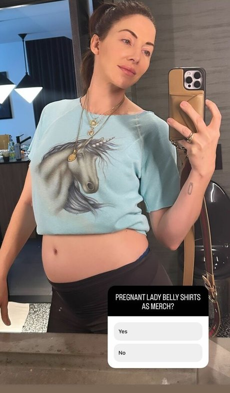 Whitney Cummings Profile pic