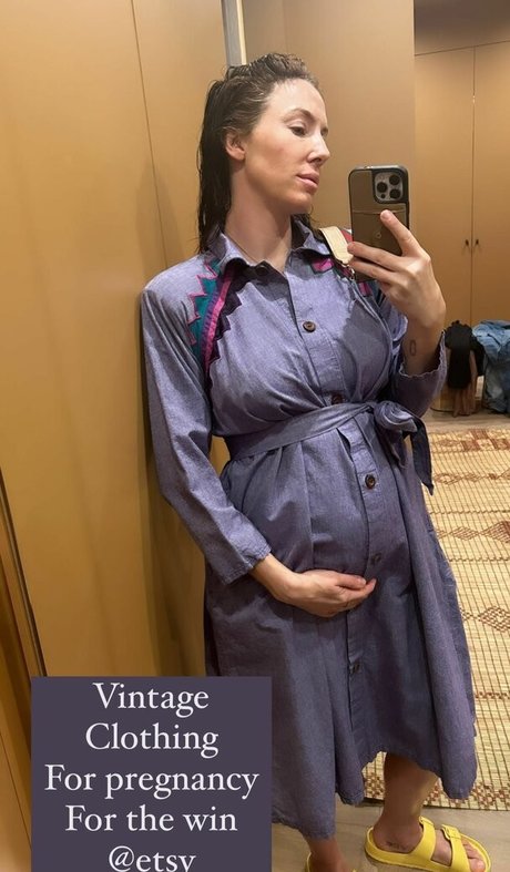 Whitney Cummings nude leaks onlyfans