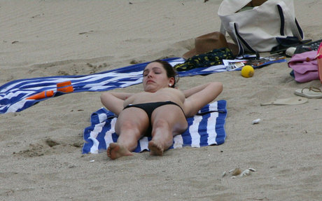 Kelly Brook naked onlyfans