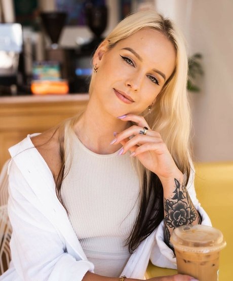 Sonja Reid onlyfans leaked