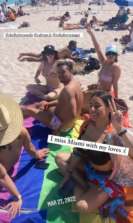 Noheli_ onlyfans strip