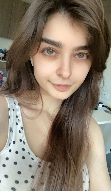 Aruuu onlyfans nudes porn