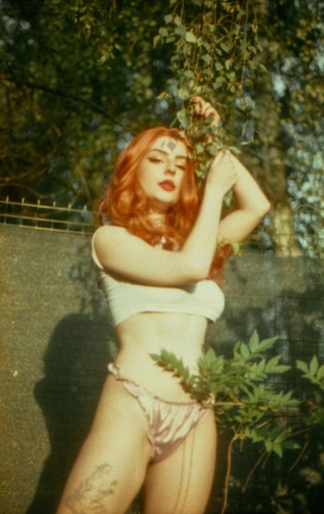 Cherrievelvet Cherrie nude onlyfans leaks