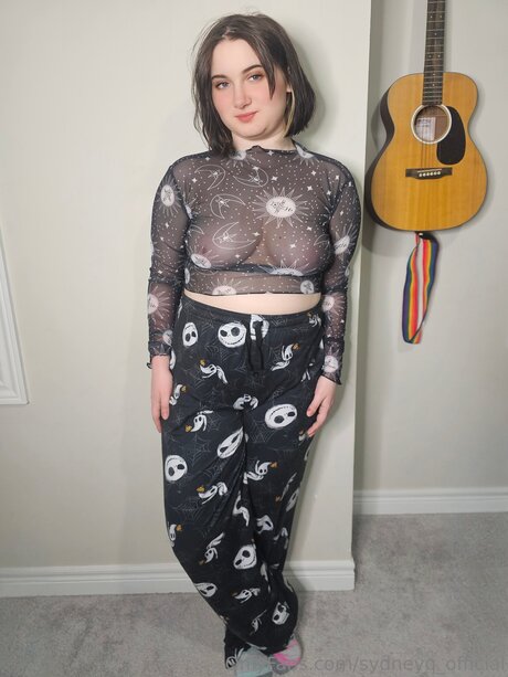 Sydneyq Official only fans pics