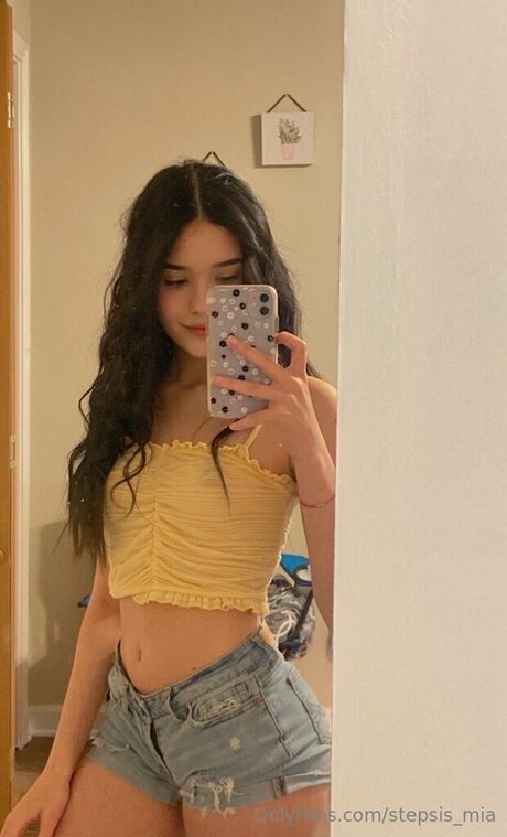 Stepsis Mia leaked onlyfans