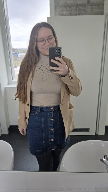 Studentmi onlyfans images