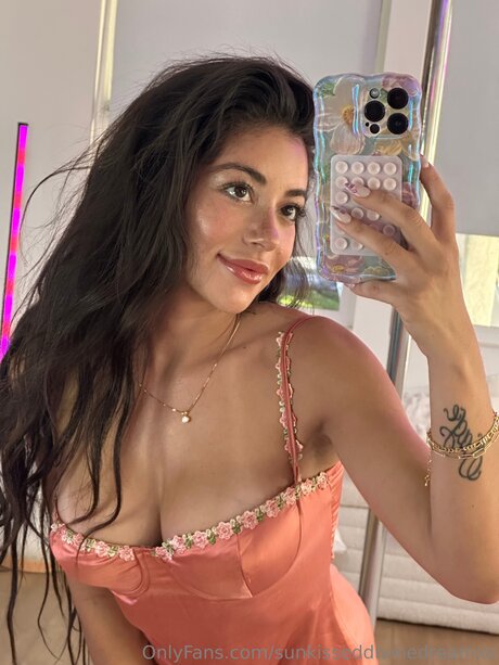 Sunkisseddivinedreamxo fans only