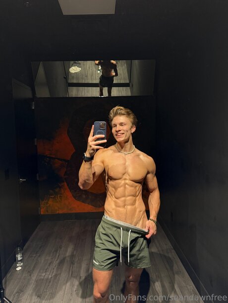 Seandawnfree nude only fans leaks