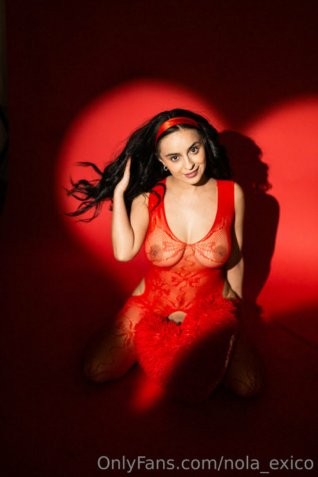 Nola Exico is on onlyfans