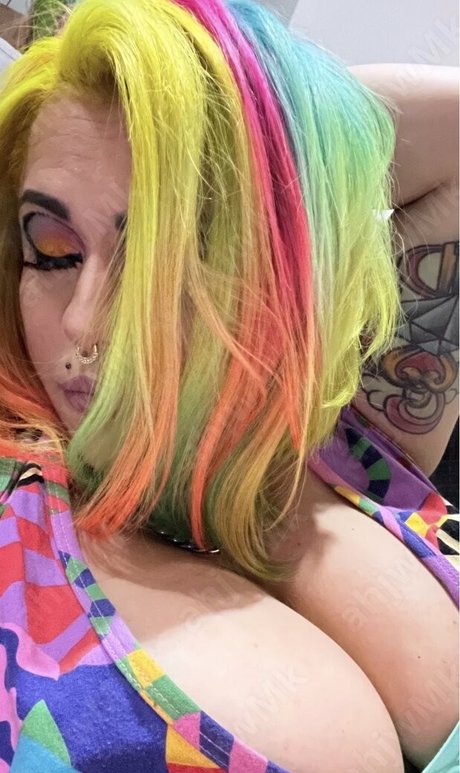 TheZombiUnicorn onlyfans boobs