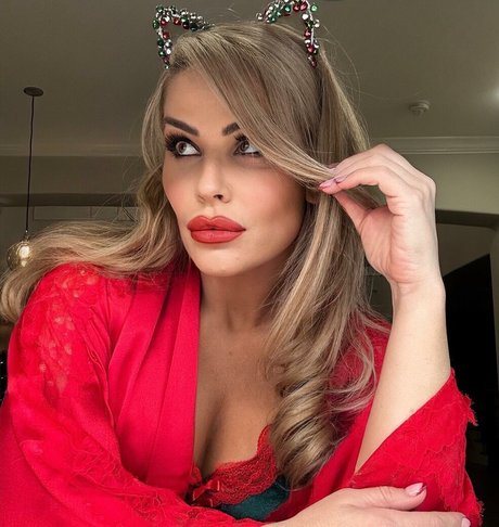 Natalya Neidhart onlyfans.