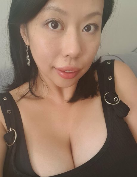 Tigerr Benson onlyfans leaked.