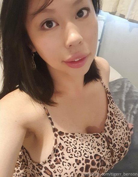 Tigerr Benson onlyfans sex tape