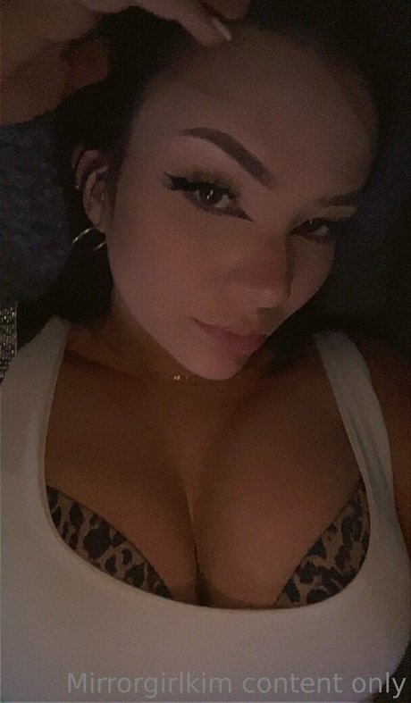 Mirrorgirlkim onlyfans nude photos