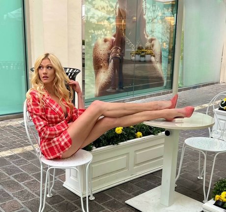 Katherine McNamara naked onlyfans leaks